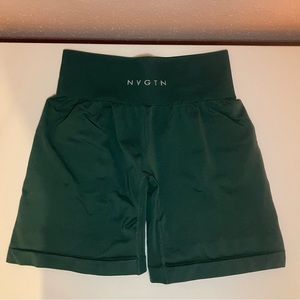 Emerald Solid Seamless Shorts SIZE MEDIUM
